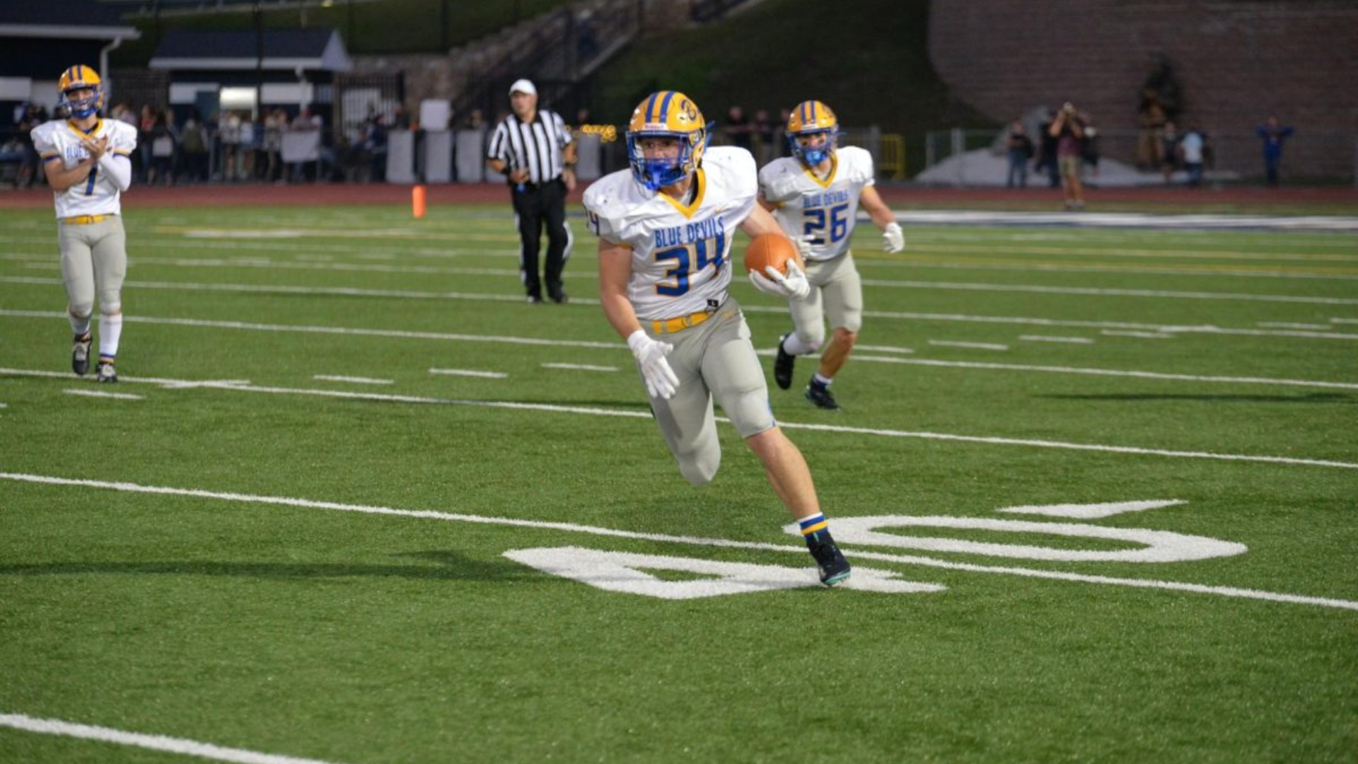 B-A falls to Mountaineers
