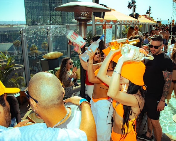 Amtrac - Memorial Day Weekend Pool Party photo 19