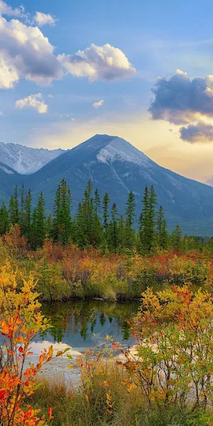 Mountain Landscape, Autumn Scenery, Lake Reflection, Nature Photography 5K Wallpaper Background