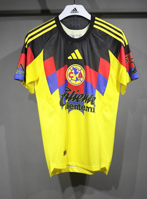 25-26 Club América Local.jpg