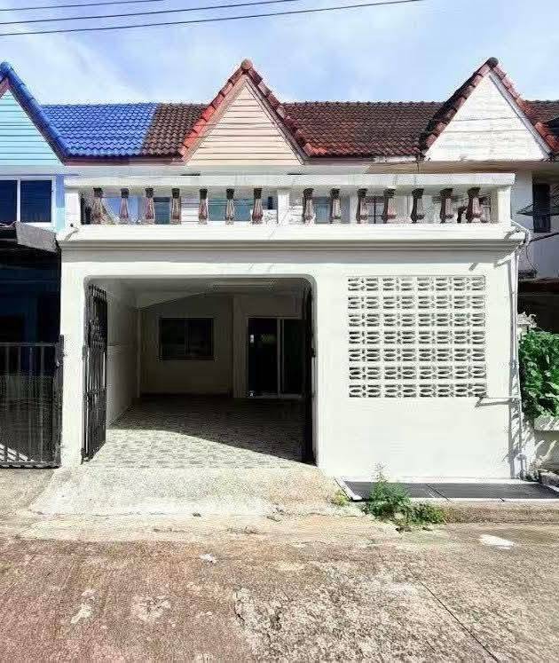 หมู่บ้านเนตรทิพย์ · วิชิต