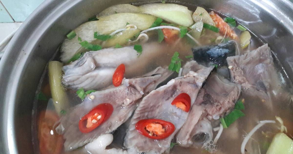 Canh chua ca hồi