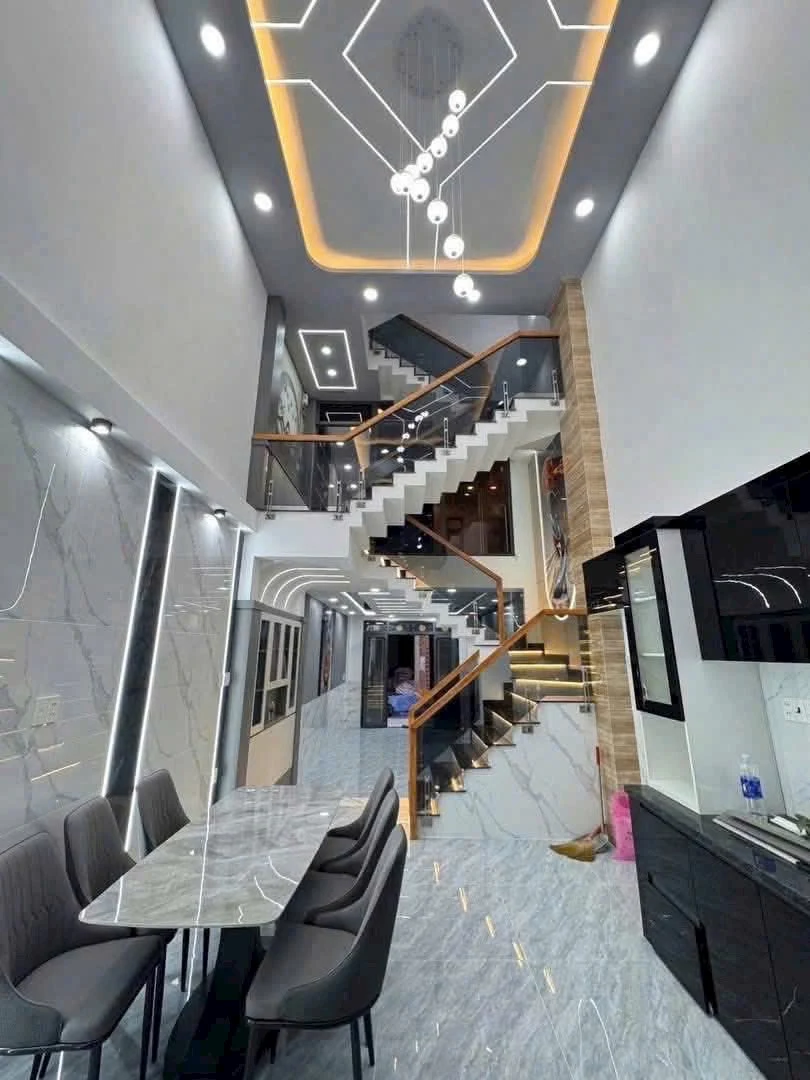 Bán nhà 4,5 Tấm, 4*15m, hẻm 6m, đường Bình Thành, Quận Bình Tân