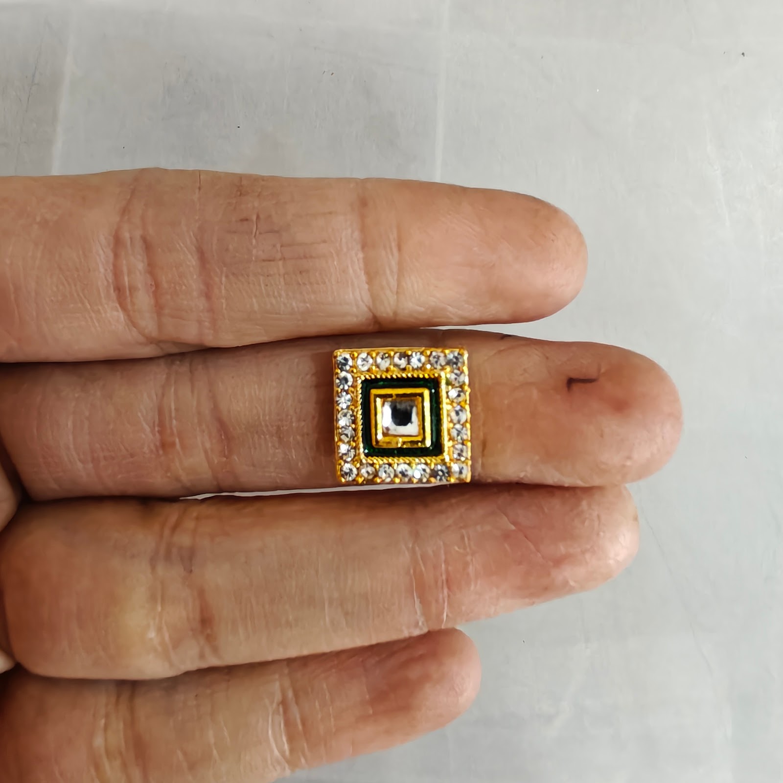 R30-Square Green Meena 2 (Pack Of 3)