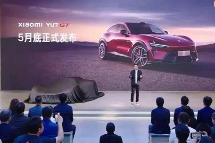 Xiaomi YU7 GT ra mắt - SUV điện mạnh 990 mã lực, logo mạ vàng 24K - Báo Tri thức &amp; Cuộc sống