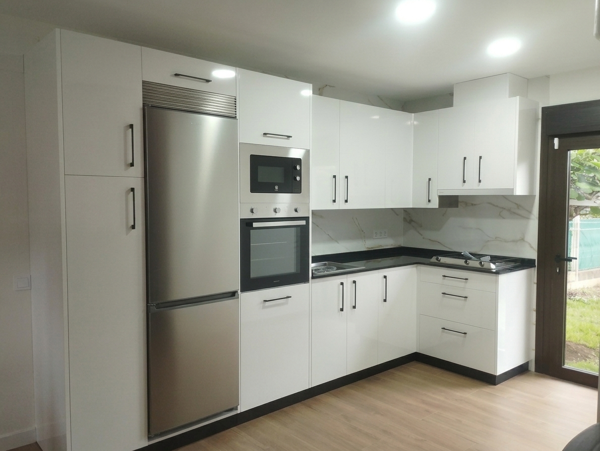 Diseño de Cocina Blanca Integral