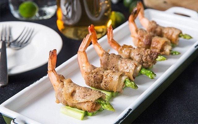 Thịt Heo Cuộn Tôm Chiên