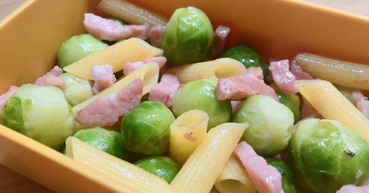 Nui Xào Mầm Cải Brussels &Thịt Nguội