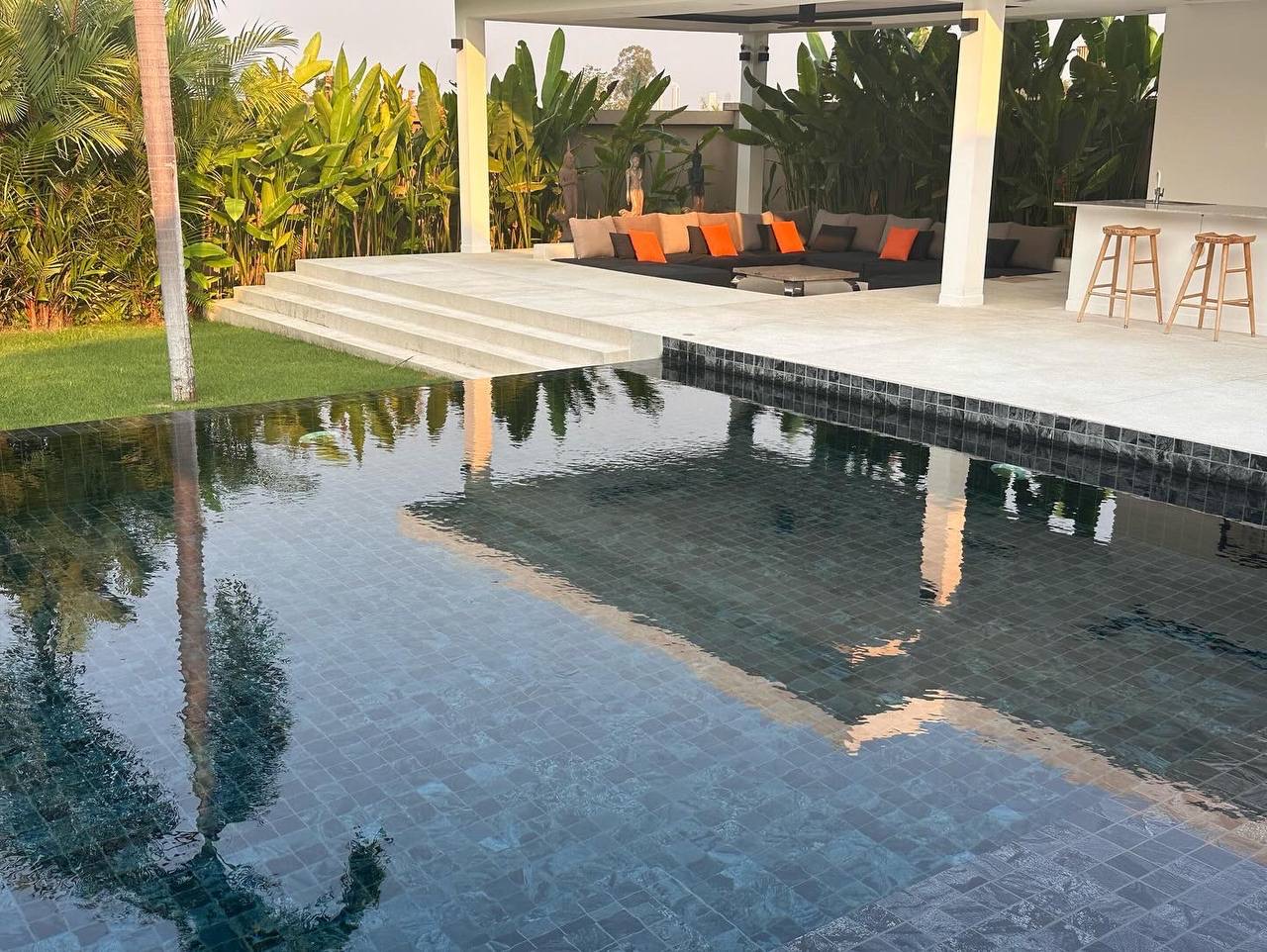 Jomtien Beach Condo S2 - Studio, Floor 10 7