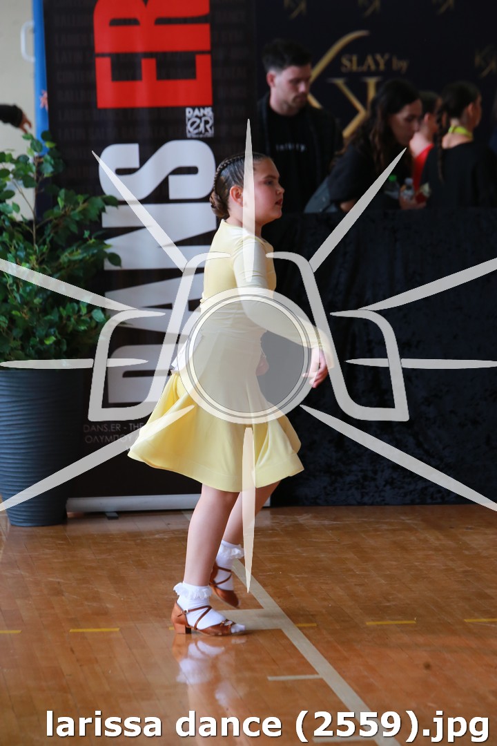larissa dance (2559).jpg