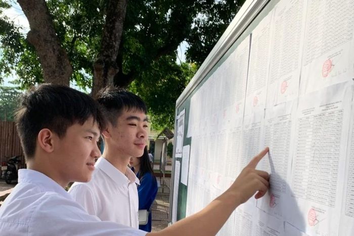 'Sức nóng' vào lớp 10 công lập tại Hà Nội năm học 2026-2027, Sở GD&amp;ĐT nói gì? - Báo Tri thức &amp; Cuộc sống