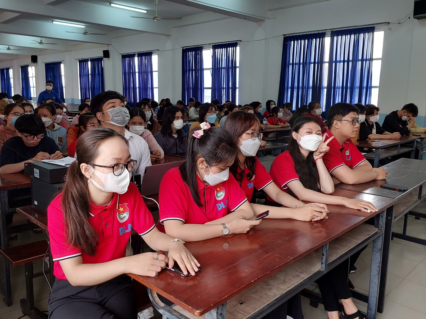 Đoàn viên sinh viên tham gia chương trình