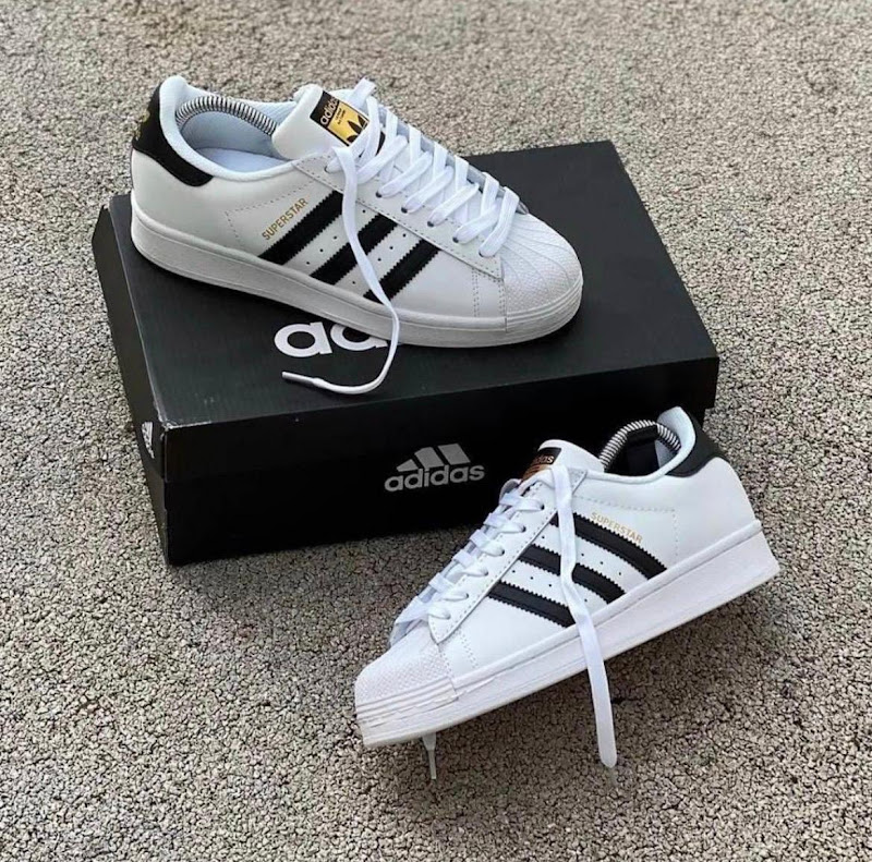 Adidas Super Star variante 10