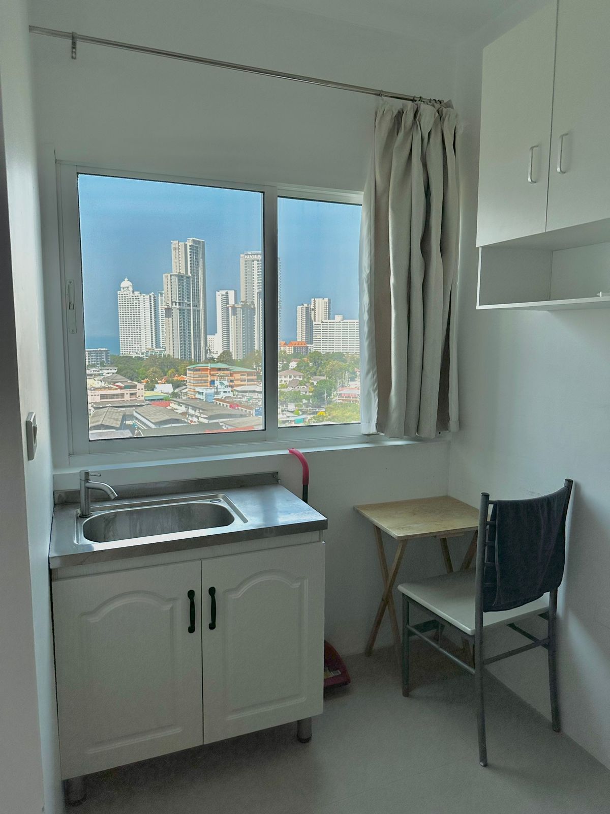 Atlantis Building C - 1 Bed, Floor 8 5