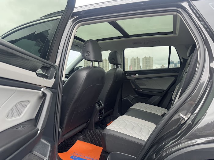 VOLKSWAGEN TAYRON