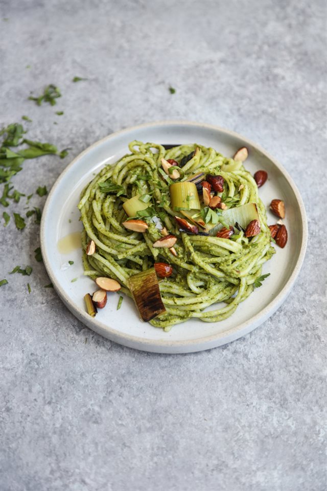 Pasta Sốt Pesto Cần Tây