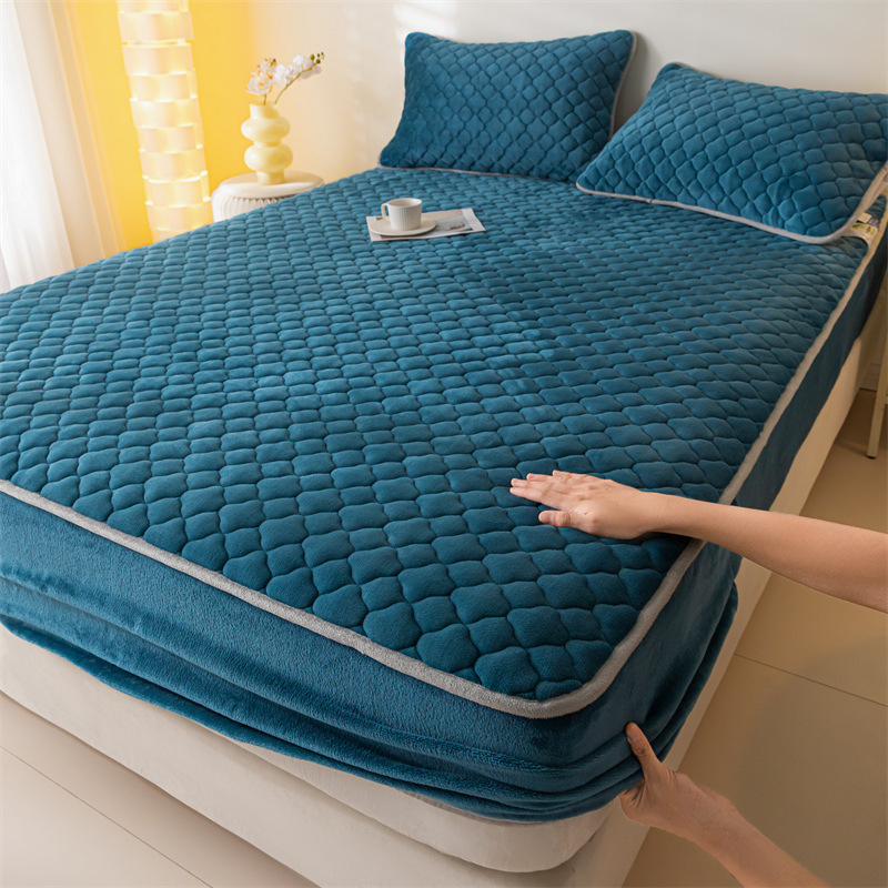 Milk fiber mattress pad with padding, plain