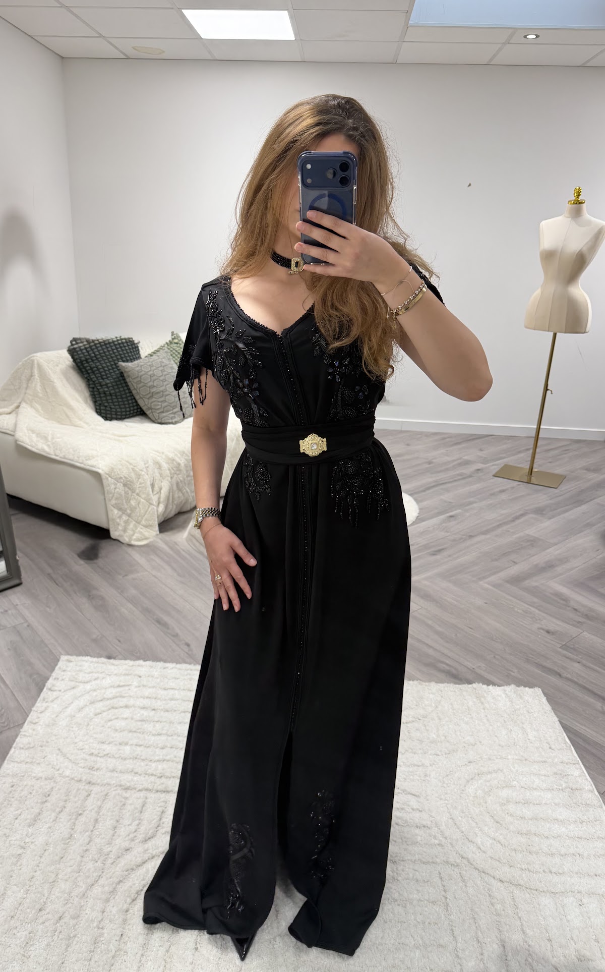 Caftan noir manche courte — Maison Zahr