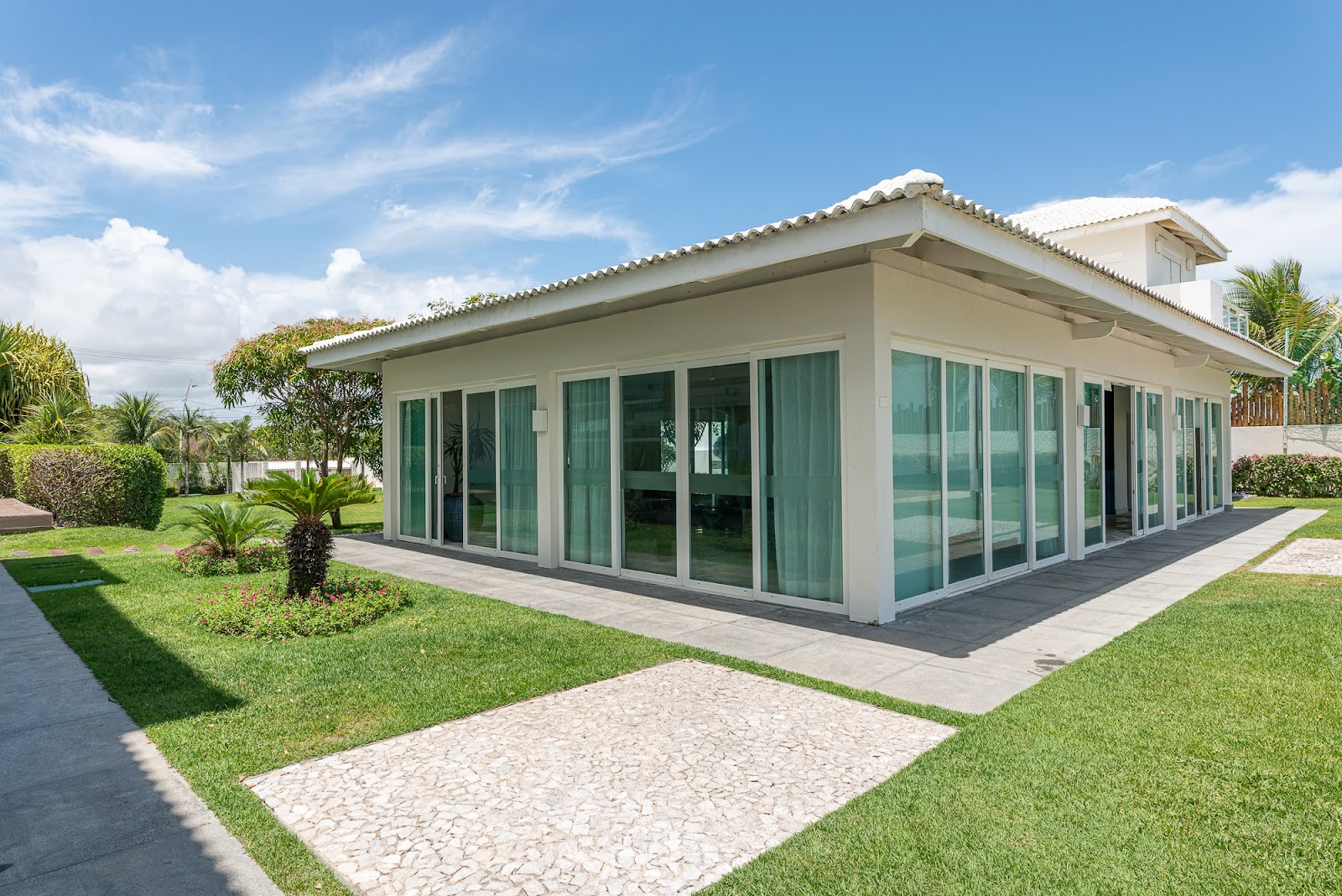 Mansão Muro Alto Exclusive Beira-mar | 09 suítes 2