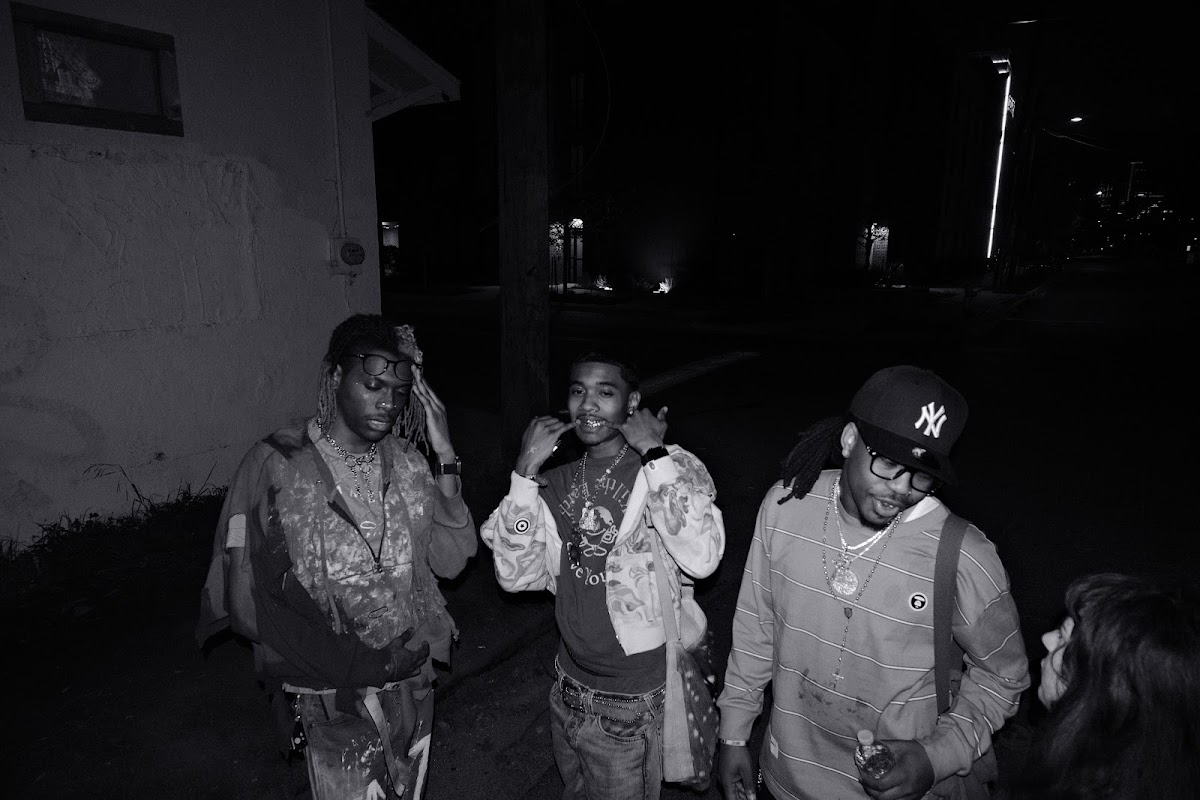 @tlau.photos_thelostandunfounds_2026-03-14_austin_last_night_noir_043