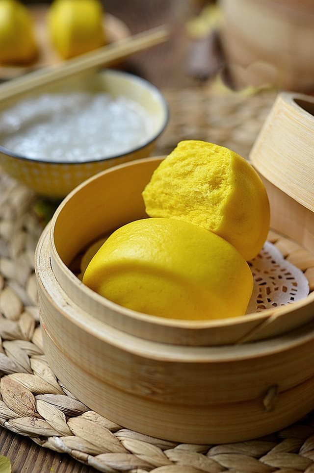 Bánh Bao Bí Đỏ Chay
