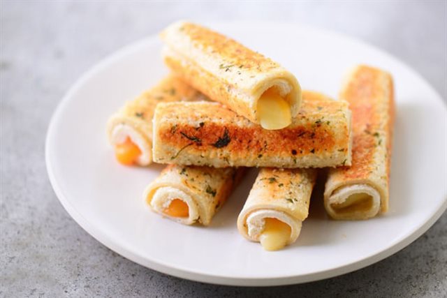 Bánh Mì Phô Mai Nướng Chảo Không Dính