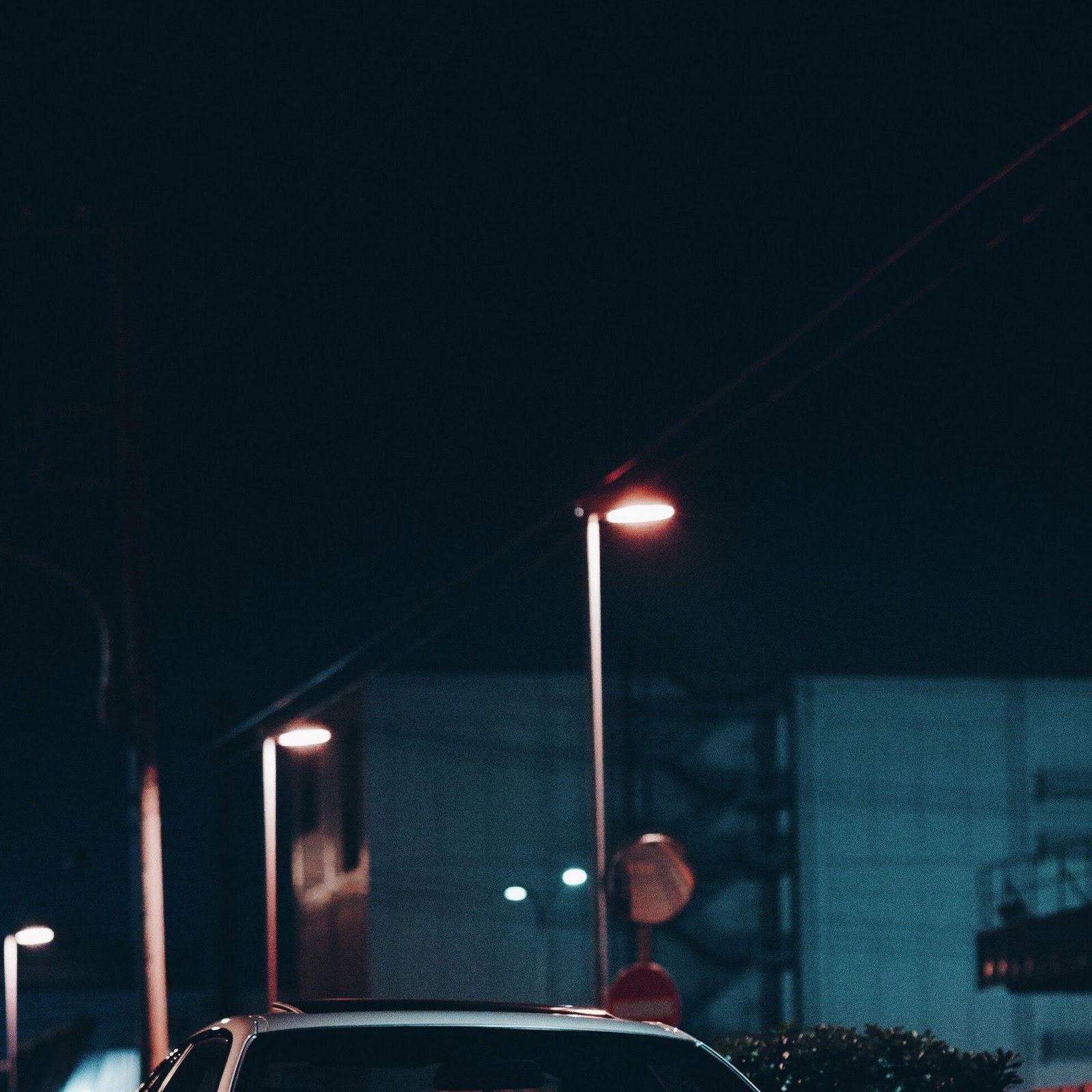 Download Modified BMW E46 Under Streetlights 2K iPhone