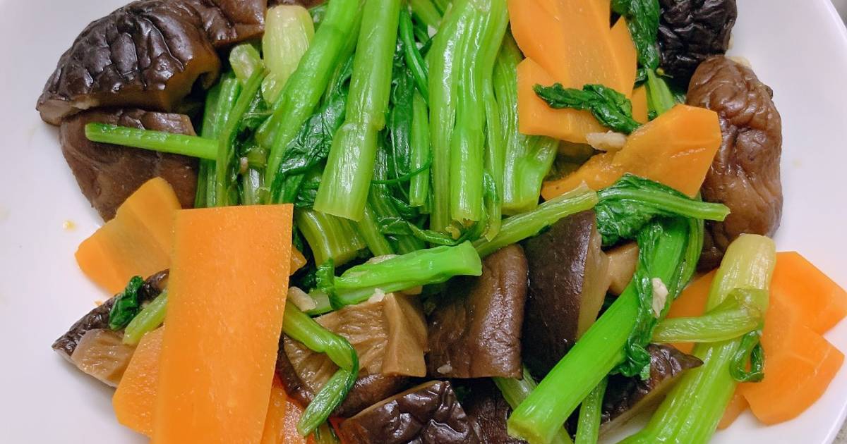 Cải ngồng xào nấm đông cô