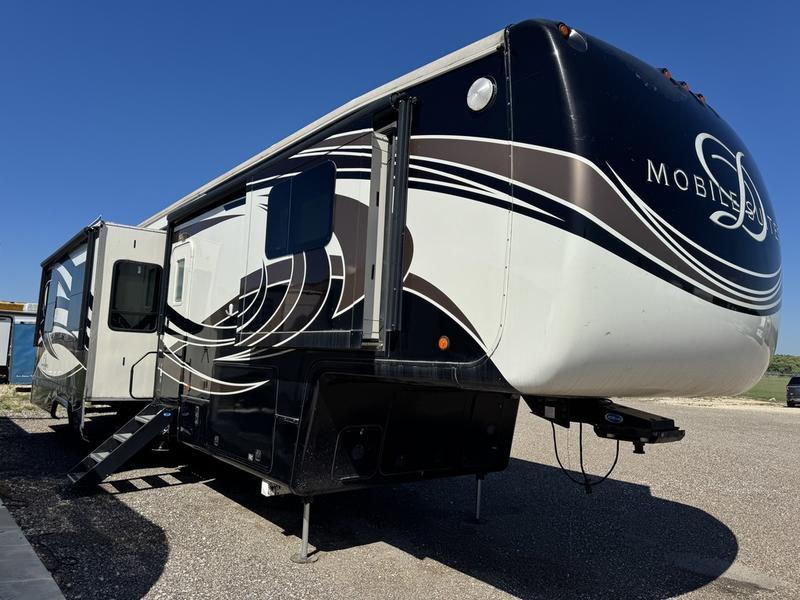2016 DRV Elite Suites 41RSSB4