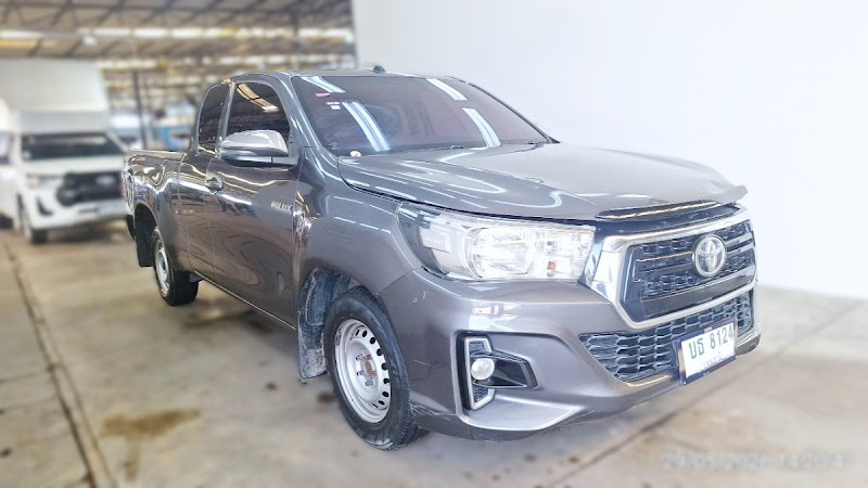 TOYOTA HILUX REVO