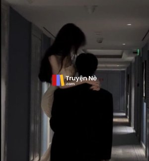 Người Đàn Bà Trong Bóng Tối