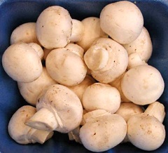 Nấm mỡ rửa sạch, để ráo.