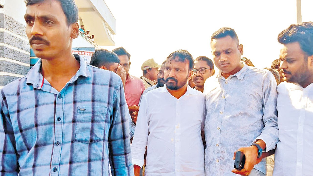 CID Arrests 14 Rice Millers in Telangana Over FCI Rice Fraud