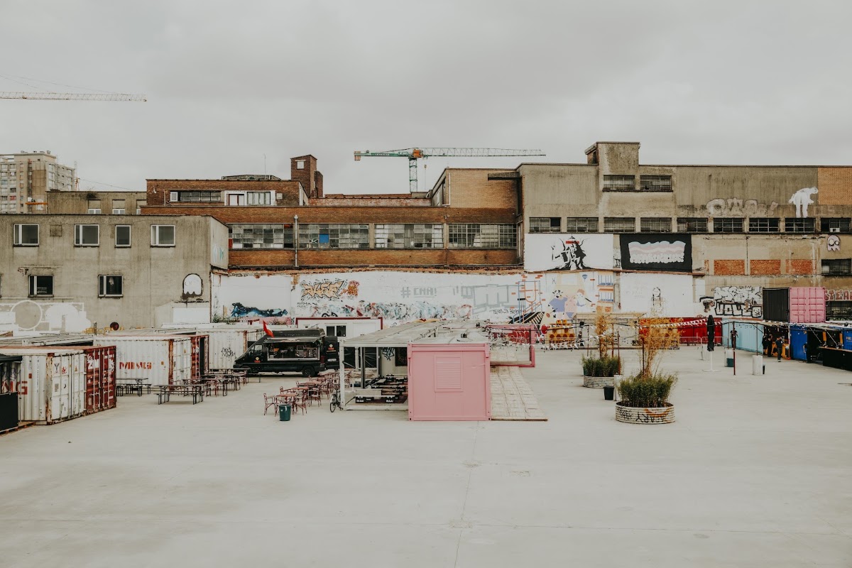 Construction & Scenography — Circle Park