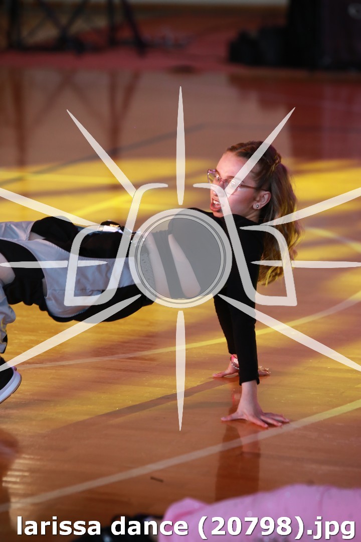 larissa dance (20798).jpg