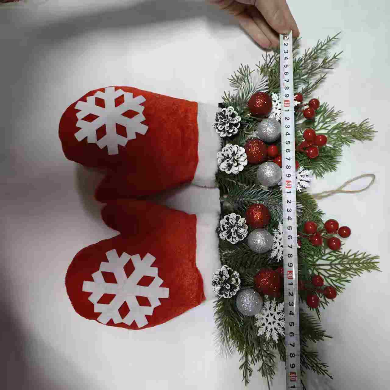 Christmas glove wreath with lighting option