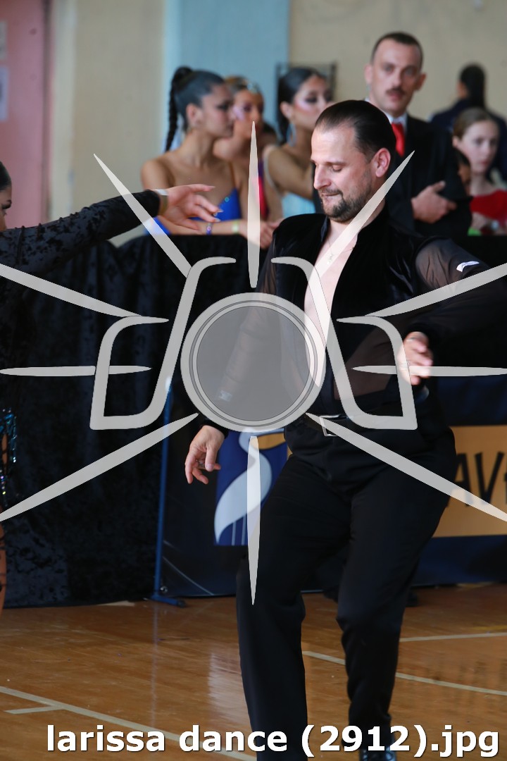 larissa dance (2912).jpg