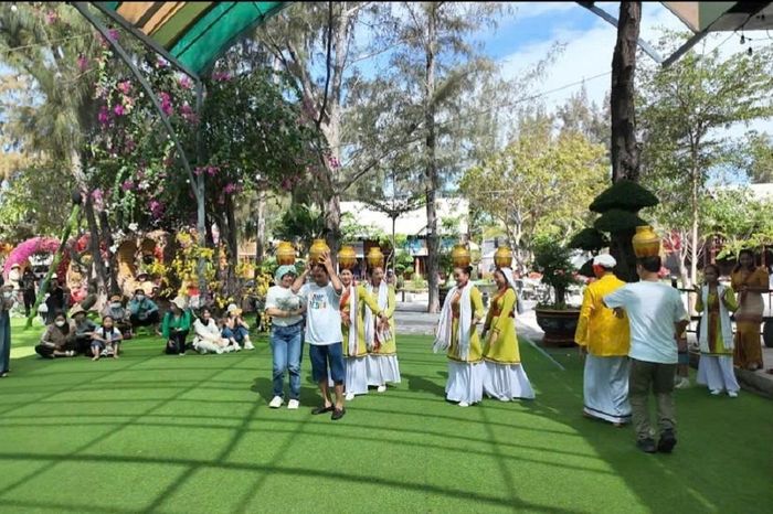 Nghệ thuật truyền thống Chăm níu chân du khách - Báo Điện tử Tiếng nói Việt Nam