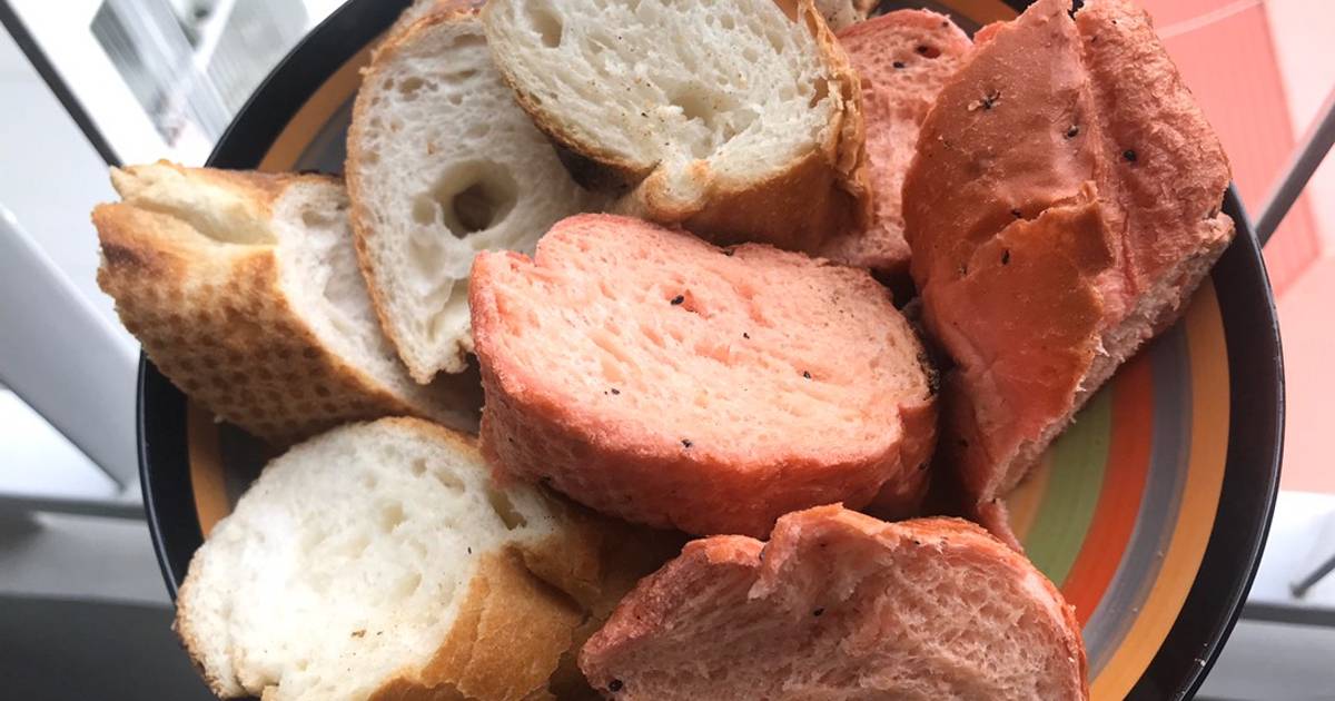 Bánh mì đông đá, nướng lại như mới