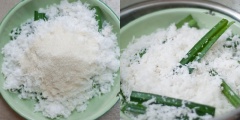 Cho lá dứa vào tô rồi đến dừa xay cùng đường trắng. Trộn đều các nguyên liệu rồi cho vào nồi hấp cách thủy khoảng 5 phút.