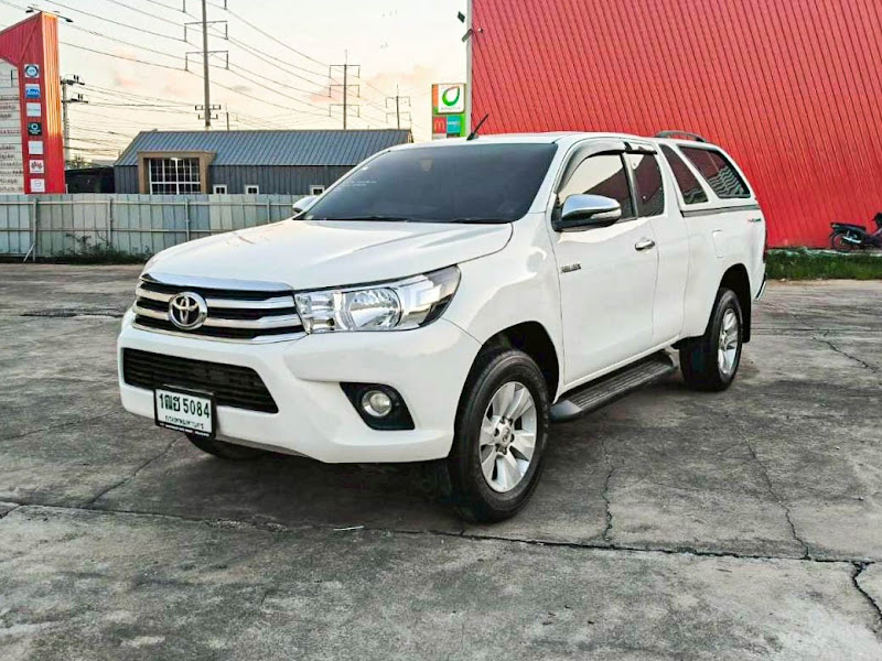 TOYOTA HILUX REVO