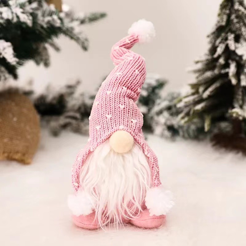 Sitzende Weihnachts-Wichtelfigur mit Strickmütze