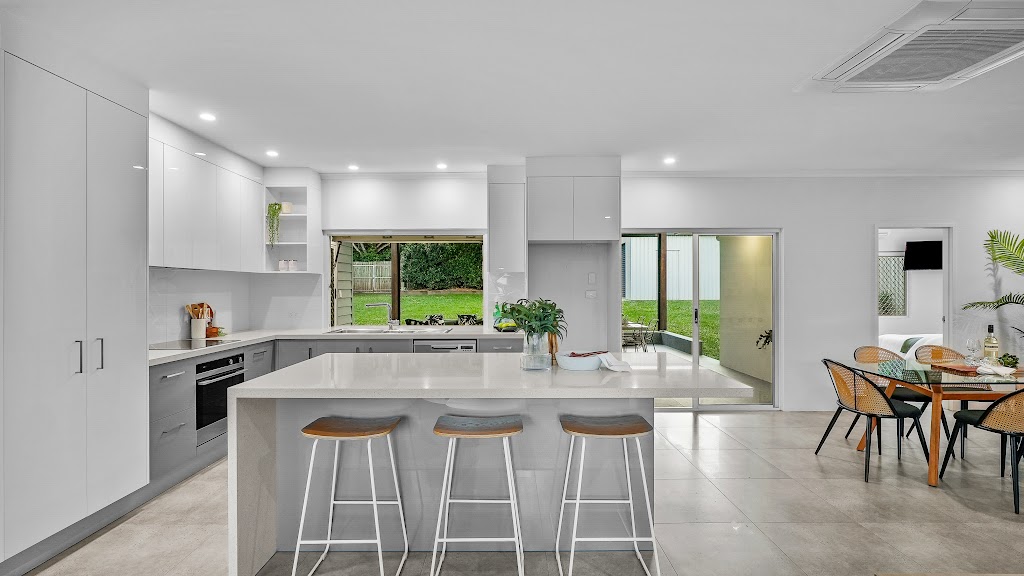 40 Ebony Street, Redlynch - Thumbnail 3