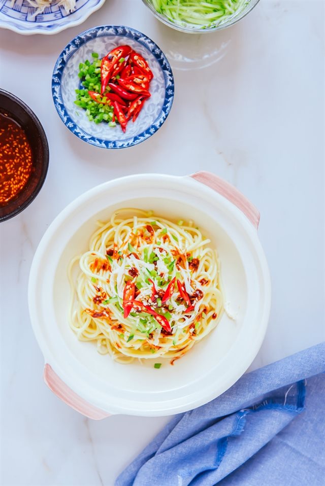 Mì Tươi Trộn Gà