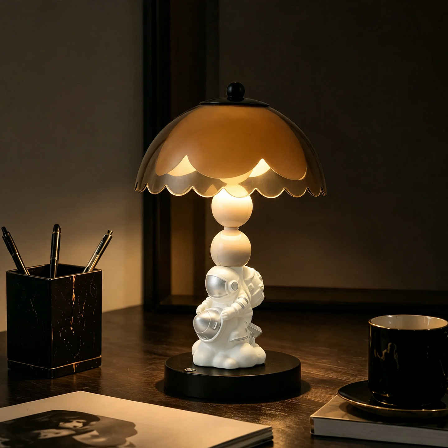 Cartoon Astronaut Bedside Lamp