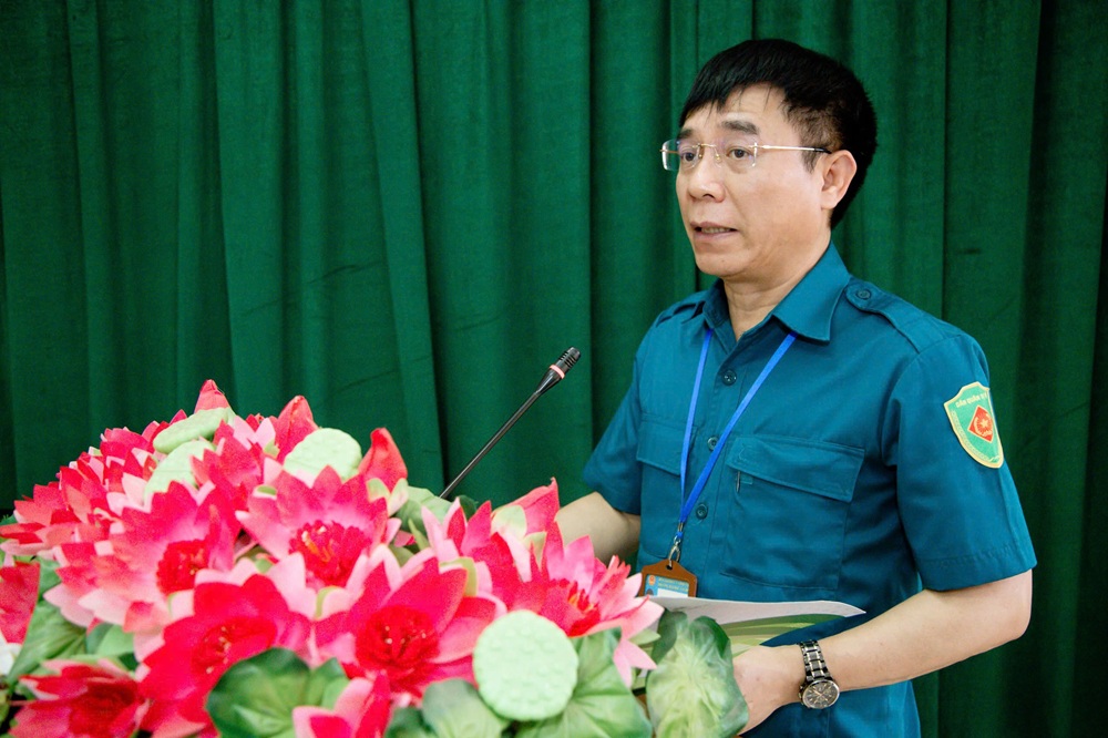 Ban chỉ huy quân sự Trường Đại học Tây Bắc tổ chức lễ dâng hương tại nghĩa trang Liệt sĩ thành phố Sơn La và bế mạc huấn luyện tự vệ năm 2025