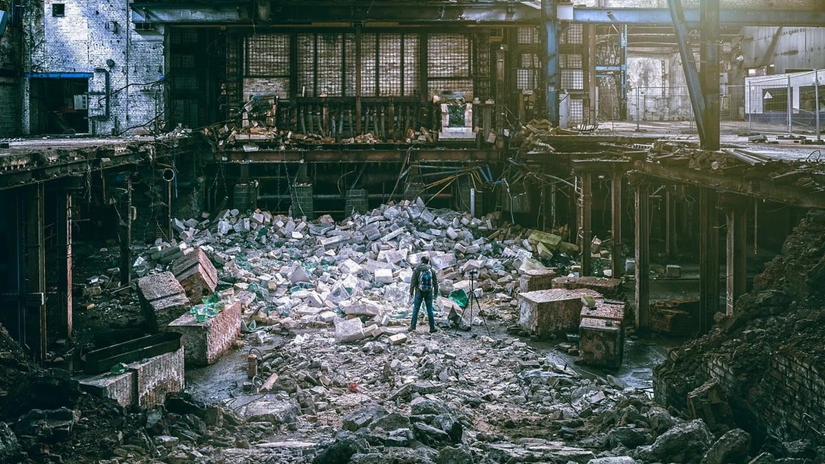 역사 속 경제 위기가 현재에 주는 교훈