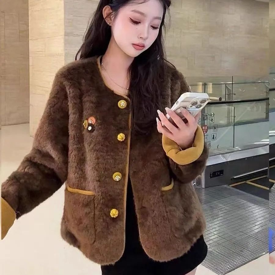 Cozy lamb fleece jacket, lined