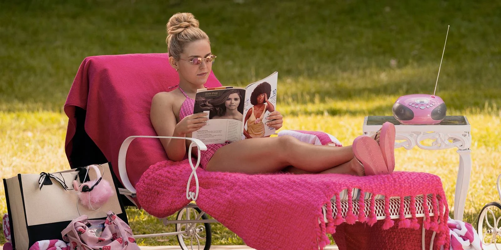 Elle Dizisi İncelemesi: Legally Blonde Evreninde 90'ların Çatışması