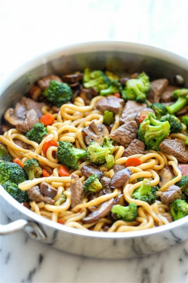 Mì Ăn Liền Xào Bò